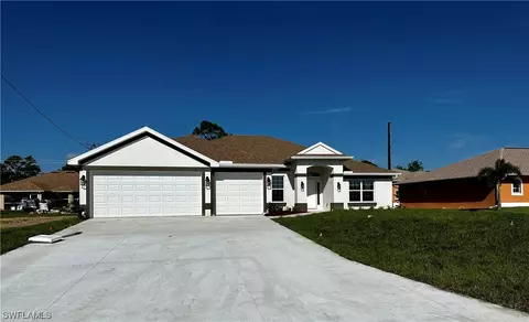 3244 NE 8th Pl, Cape Coral, FL 33909