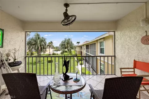 401 Charlemagne Blvd #B201, Naples, FL 34112