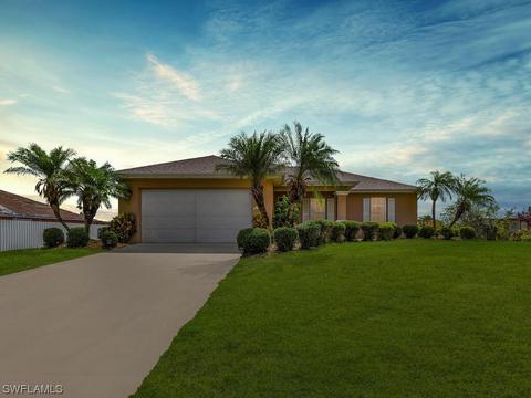3960 Sunset Rd, Lehigh Acres, FL 33971
