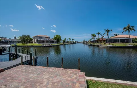 2822 SW 40th St, Cape Coral, FL 33914