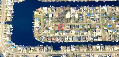 3810 SW 3rd St, Cape Coral, FL 33991