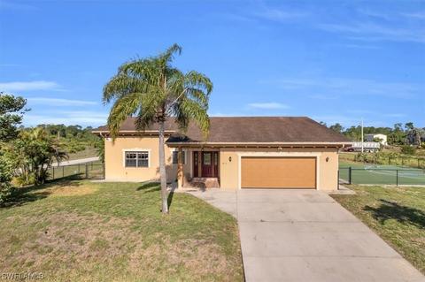 1815 Vignes St, Lehigh Acres, FL 33972