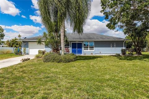 122 Richmond Ave S, Lehigh Acres, FL 33936