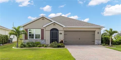 2805 Zaragoza Ct, Cape Coral, FL 33909