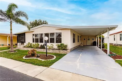 51 Sunset Cir, North Fort Myers, FL 33903