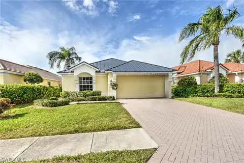 2523 Woodbourne Pl, Cape Coral, FL 33991