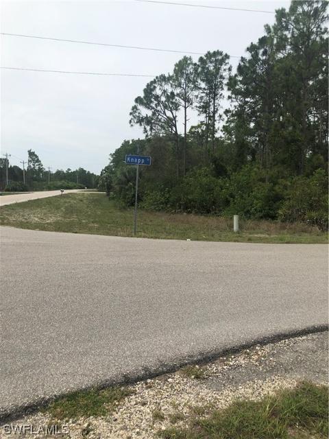 936-938 Homestead Rd S, Lehigh Acres, FL 33974