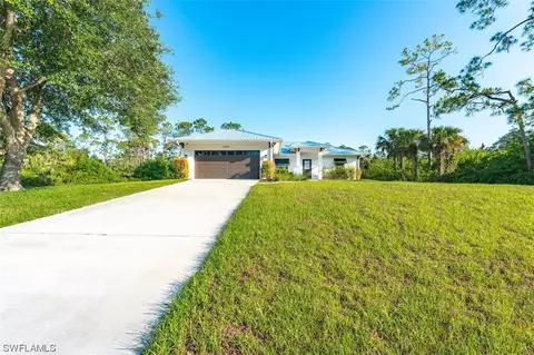5003 NE Tradewinds Cir, Labelle, FL 33935
