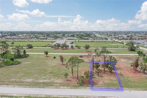 1018 SW 4th Ter, Cape Coral, FL 33991