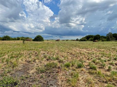 4 Th Rd, Labelle, FL 33935 photo 3
