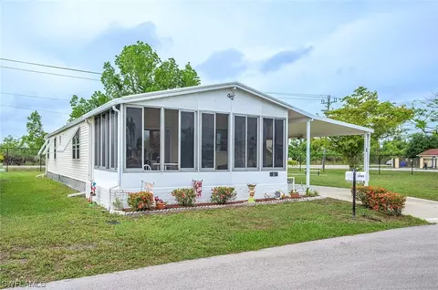 1 Poinsettia Dr, Fort Myers, FL 33905
