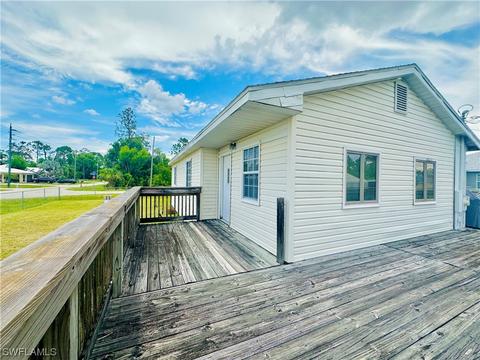 2441 Vernon Ave S, Lehigh Acres, FL 33973
