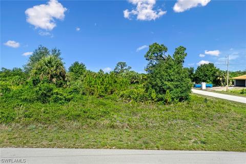 908 Mercury Ave S, Lehigh Acres, FL 33974