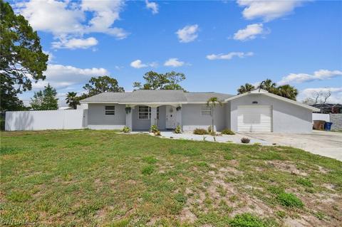 318 Eighth Ave, Lehigh Acres, FL 33936