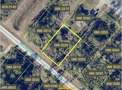 431 Wickham Ave S, Lehigh Acres, FL 33974