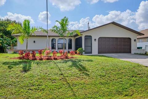 31 NE 11th Pl, Cape Coral, FL 33909