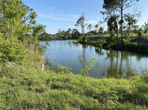 2030 Durden Pkwy, Cape Coral, FL 33909
