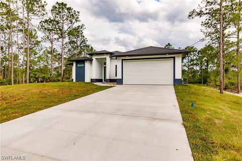 2617 33rd St W, Lehigh Acres, FL 33971