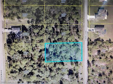 815 Cortez Ave, Lehigh Acres, FL 33972