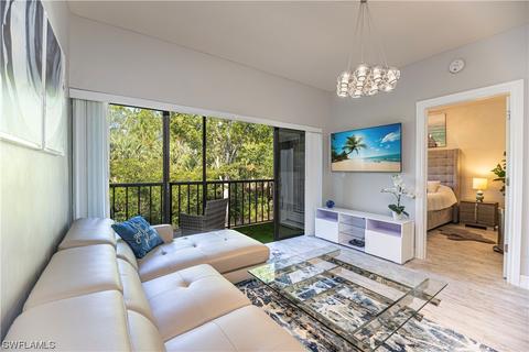 3323 Olympic Dr #726, Naples, FL 34105