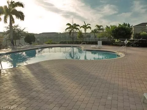 9622 Roundstone Cir, Fort Myers, FL 33967