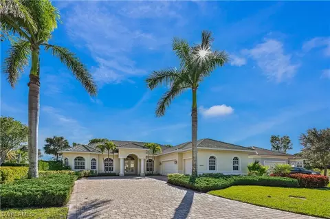 10105 Avonleigh Dr, Bonita Springs, FL 34135