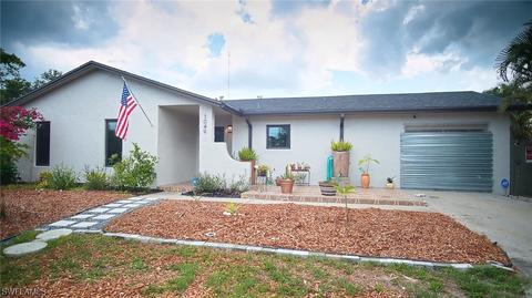 1049 Winsome Rd, North Fort Myers, FL 33903