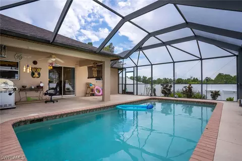 941 Grafton St, Lehigh Acres, FL 33974