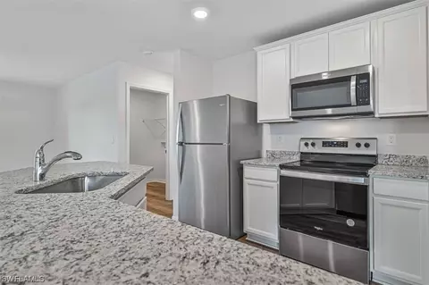 877 Gen Chesty Puller Ct, Labelle, FL 33935 photo 8
