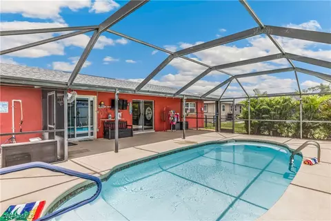 18454 Geranium Rd, Fort Myers, FL 33967