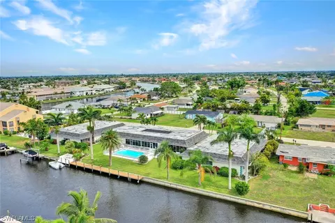 1220 SE 40th St #9, Cape Coral, FL 33904