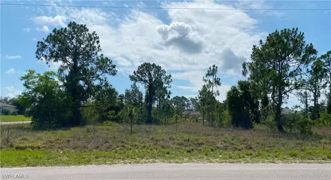 2201-2203 Wilson Rd, Lehigh Acres, FL 33973