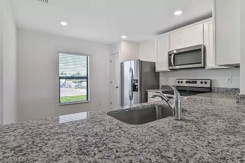 889 Gen Chesty Puller Ct, Labelle, FL 33935 photo 7