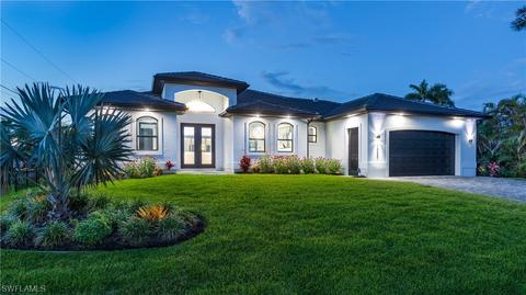 2627 SW 52nd Ter, Cape Coral, FL 33914