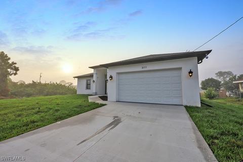 3819 8th St SW, Lehigh Acres, FL 33976