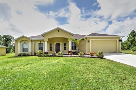 3507 22nd St SW, Lehigh Acres, FL 33976