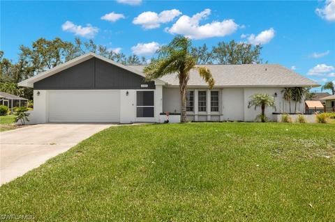2322 SE 8th Ter, Cape Coral, FL 33990