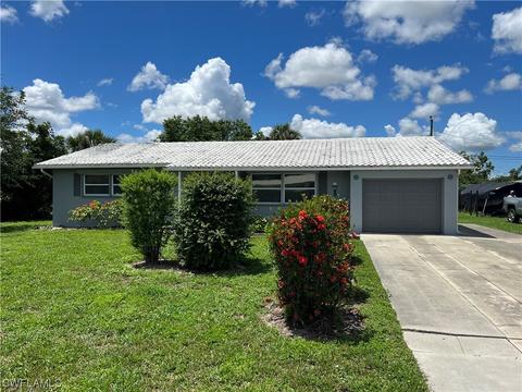1310 Barnsdale St, Lehigh Acres, FL 33936