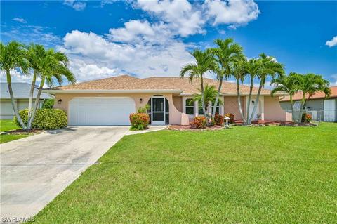 245 SE 20th Ct, Cape Coral, FL 33990