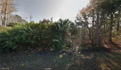 813 Gaylord Ave S, Lehigh Acres, FL 33974