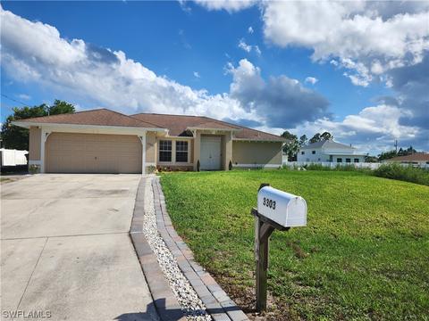 3303 42nd St SW, Lehigh Acres, FL 33976