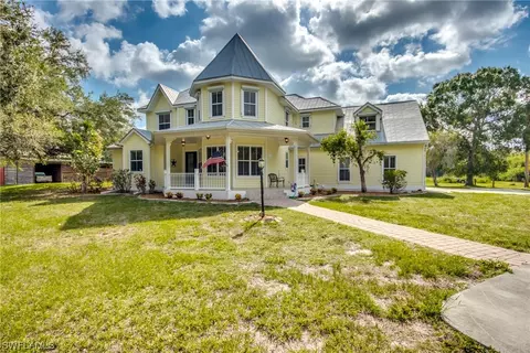 4160 Orange River Loop Rd, Fort Myers, FL 33905