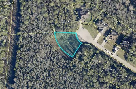 1941 Marlay Ave, Lehigh Acres, FL 33972