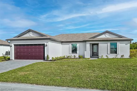 890 Gen Chesty Puller Ct, Labelle, FL 33935 photo 2