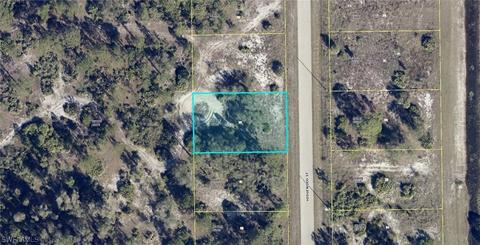 462 Hedgewood St, Lehigh Acres, FL 33974