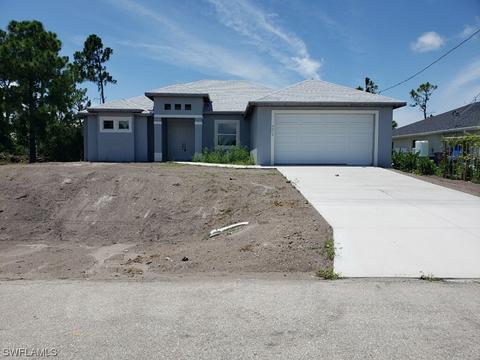 3017 45th St SW, Lehigh Acres, FL 33976