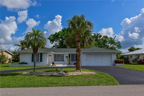 241 SE 44th Ter, Cape Coral, FL 33904