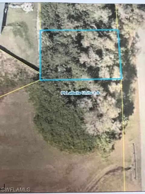 3033 Mockingbird Ln, Labelle, FL 33935 photo 2