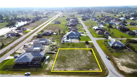 2611 NW 13th St, Cape Coral, FL 33993
