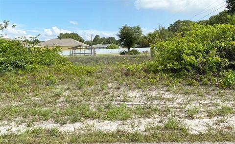 3404 19th St E, Lehigh Acres, FL 33972